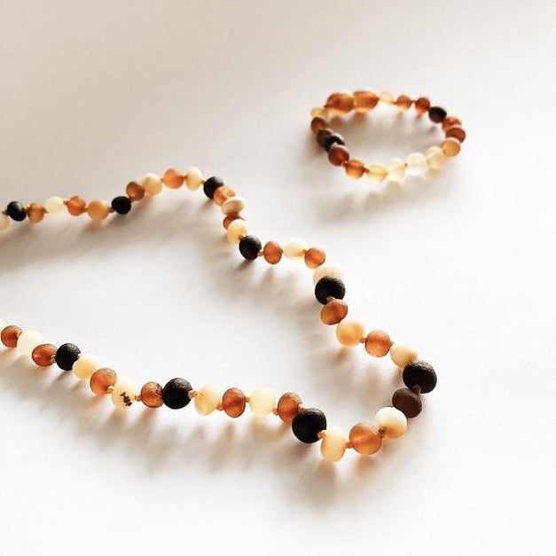 Natural amber teething necklace for babies, childeren