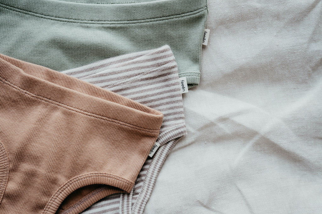 A set of 2 briefs from Feeēn mini made from premium organic cotton is super soft on the skin and stretchy to allow comfort.Clay Pink and Almond, available from 3 Years to 8 years.