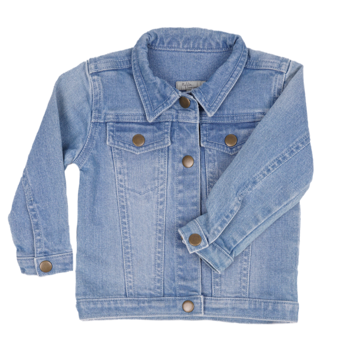 This picture shows a blue denim jacket for kids with sturdy buttons at the front. Made from Organic cotton and available up until 6 years. 
