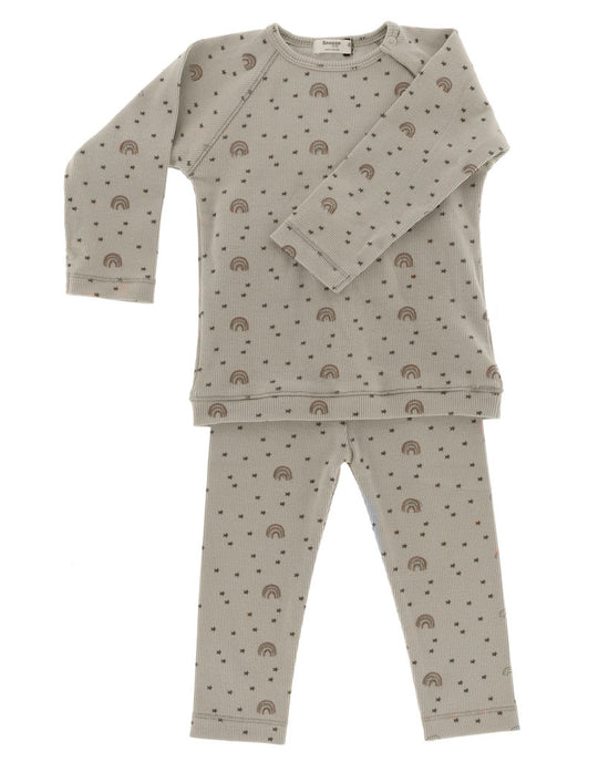 This picture shows a long sleeve pyjama set from Snoozebaby made from premium organic cotton is super soft on the skin and stretchy to allow comfort.